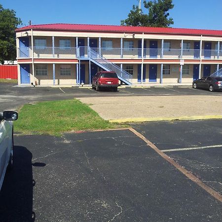 Deluxe Inn אוסטין מראה חיצוני תמונה