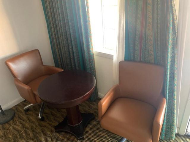 Deluxe Inn אוסטין מראה חיצוני תמונה